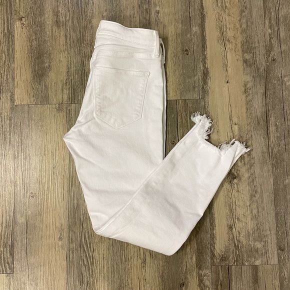 Abercrombie Jeans in White - Picture 2 of 3